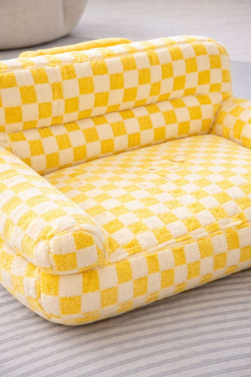 Yellow Plaid Warm Cat Bed, Warm and Cute Retreat for Cats